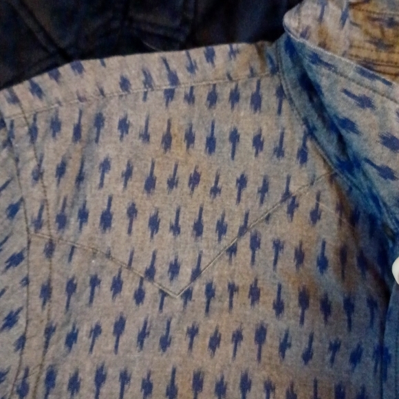 American Eagle Slim Fit Western Denin Snap Front Long Sleeve Shirt - Picture 5 of 11